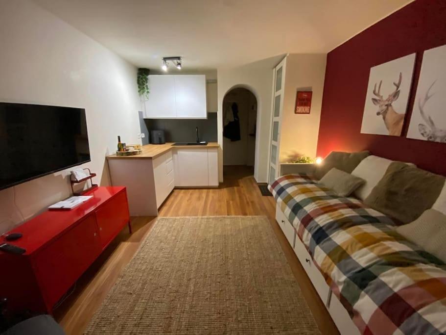 Little Canadian Lodge, Limone Limone Piemonte Exterior foto